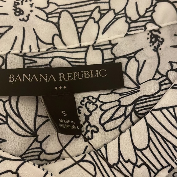 Banana republic blouse - Picture 3 of 4